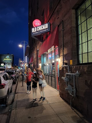 Old Chicago Pizza + Taproom