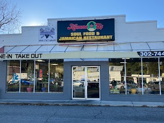 Momma G's Soul Food and Jamaican Restaurant