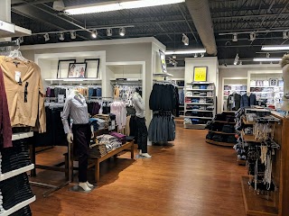 Banana Republic Factory Store