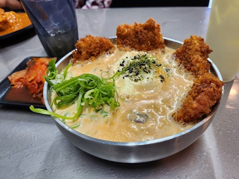 Photo of Melting Grill - 6700 Lonetree Boulevard, Rocklin, CA 95765, USA