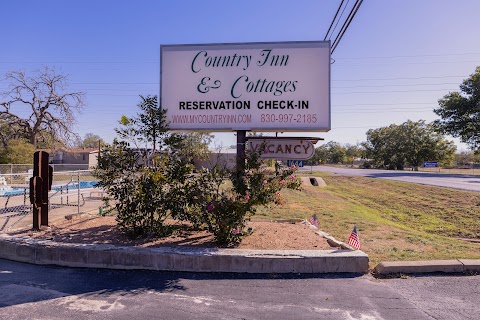 Country Inn & Cottages