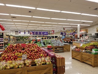 Hy-Vee Grocery Store