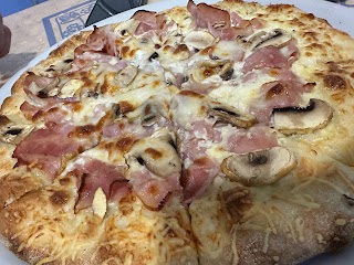 Pizzería La Artesanal