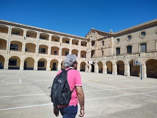 Colegio Maestro Ávila