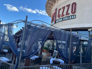 Mezzo Bistro and Wine