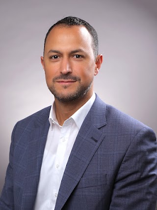 Ibrahim Ünal, Selbstständiger Finanzberater für die Deutsche Bank
