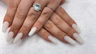 Pink & White Nail Spa