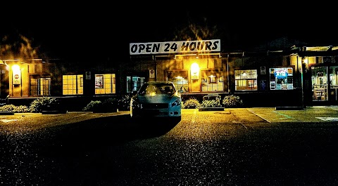 Toni's 24 Hour Restaurant