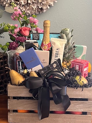 Jacobsen's Flowers & Gift Baskets