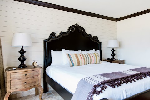 Hillside Boutique Hotel