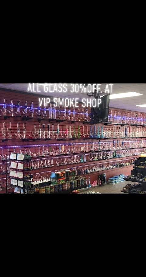 Photo of VIP smoke shop - 4220 North Sheridan Road, Peoria, IL 61614, USA