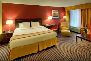 Holiday Inn Express Charleston US Hwy 17 & I-526, an IHG Hotel