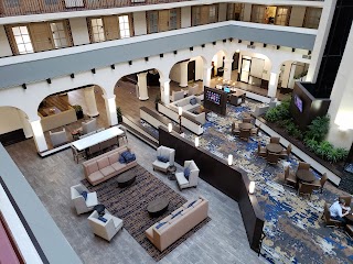 Embassy Suites by Hilton Tulsa I-44