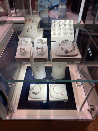 Pandora Jewelry