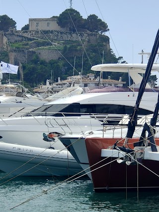 Mediterranean Port Club