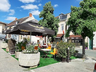 HAUT COEUR D'AUZANCES. Bar Tabac Jeux