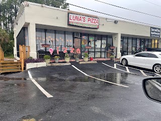 Luna's Pizza