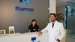 Clínica Dental Barrau | Dentistas en Almendralejo | Implantes, Ortodoncia, Invisalign