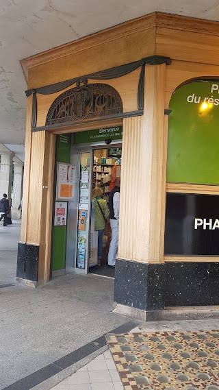 PHARMACIE LAFAYETTE BRIDE-CHARLIER