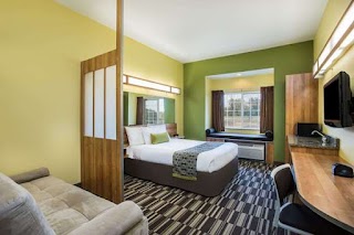 Microtel Inn & Suites by Wyndham Opelika