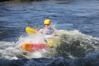 Arrepions: Profesionales del Rafting y Kayak en Galicia