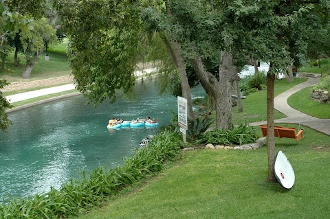 Comal River Cottages