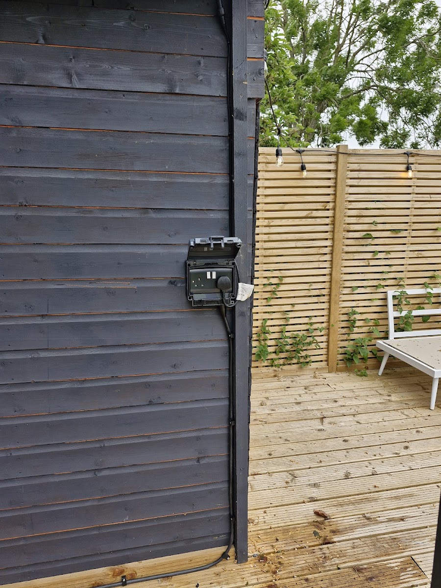 STOTFOLD HOME MAINTENANCE SERVICES SHMS in The Avenue, Stotfold, Hitchin SG5 4LY, UK - Builders And Handyman Services featuring 