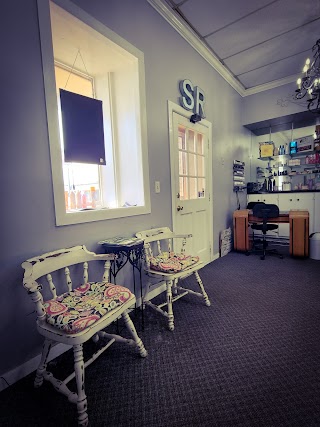 Southern Roots Salon