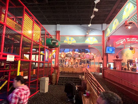 Photo of Parkway Bowl - 1280 Fletcher Parkway, El Cajon, CA 92020, USA