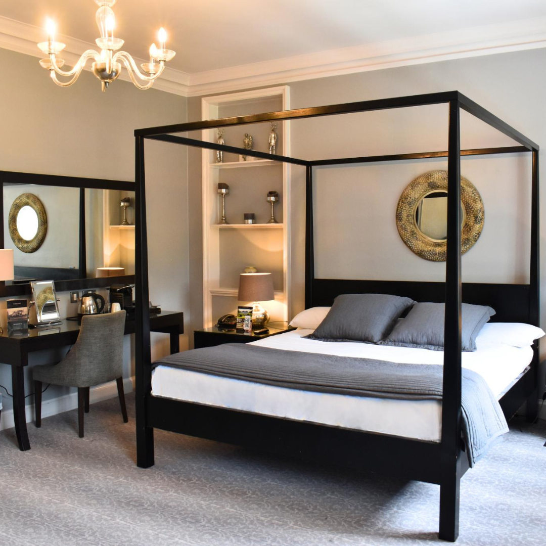 Gorse Hill Hotel Surrey in Hook Heath Rd, Woking GU22 0QF, UK - Restaurants featuring Dog Friendly