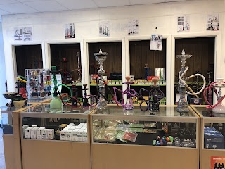 G & L Smoke & Vape Shop