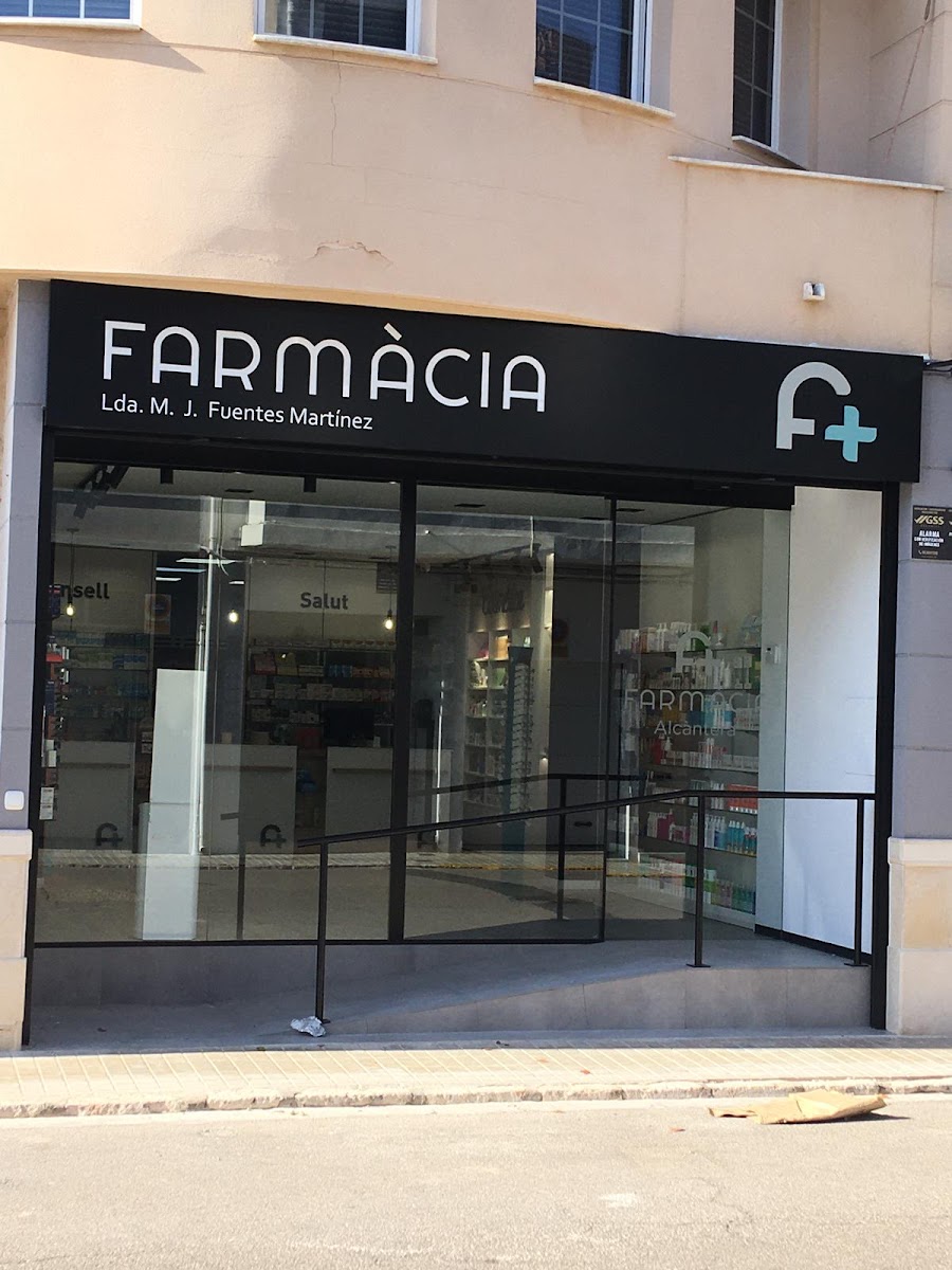 Foto farmacia Farmacia d´Alcàntera (MJ Fuentes)