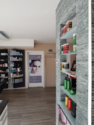 Friseur und Kosmetik Corinna Senn