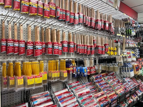 Orlando Family Hardware Store