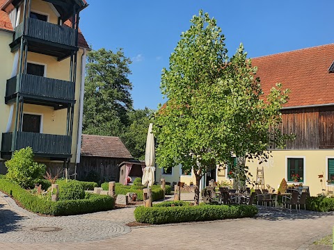 Cafe und Ferienwohnungen am Müllner-Hof