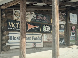 Bunk's Feed Barn