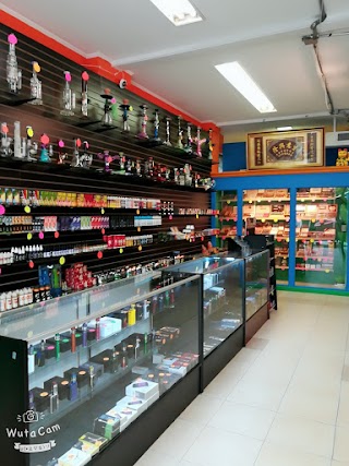 Vape and smoke shop