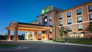 Holiday Inn Express & Suites Wichita Northeast, an IHG Hotel