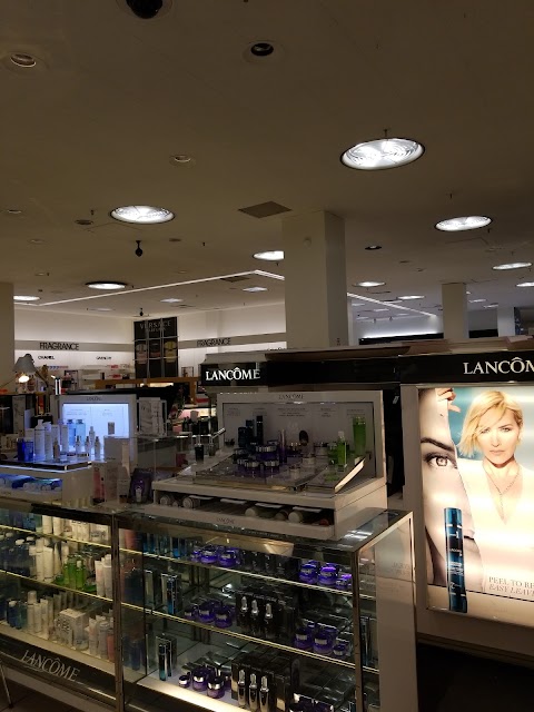 Photo of Macy's - 2601 Ming Avenue, Bakersfield, CA 93304, USA