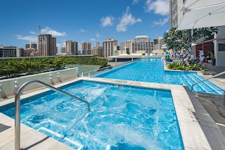 Real Select Vacations at the Ritz-Carlton Waikiki