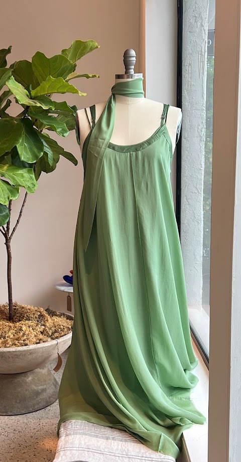 Photo of CROWN BOUTIQUE - 23410 Civic Center Way, Malibu, CA 90265, USA