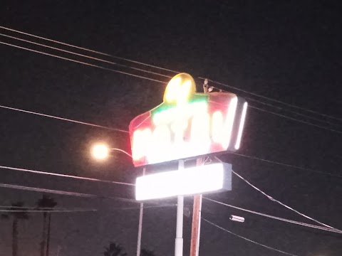 Photo of A Fisher's Inn - Las Vegas - 3565 Boulder Highway, Las Vegas, NV 89121, USA