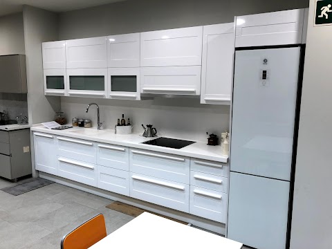 Lube Cucine y Creo Kitchens Store Lleida - Mauri Cuines i Banys