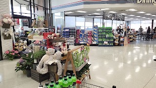 Hy-Vee Grocery Store