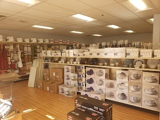 Kitchen store outlet