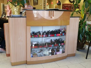 N T Nail & Spa