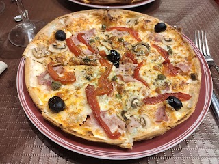 Pizzeria La Competencia