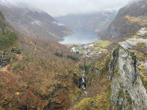 TUI ReiseCenter Vlotho | WUR - Wend Urlaubsreisen GmbH