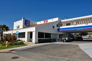 Motel 6 San Simeon, CA - Hearst Castle Area