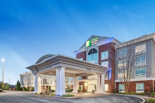 Holiday Inn Express & Suites Greenville-I-85 & Woodruff Rd, an IHG Hotel